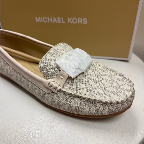 Michael Kors Beige Patterned Loafers - Picture 2 of 4